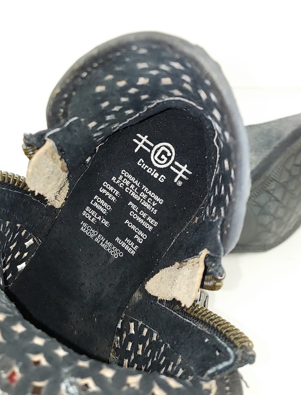 Corral Circle G Gray Distressed Cutout Ankle Booties NWOT - Picture 8 of 11